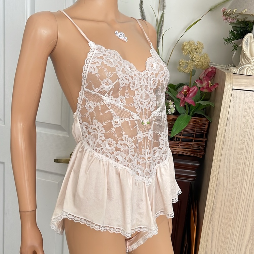 Vintage White Lace and Pink Teddy Bodysuit Elegant Romper - Picture 3 of 12